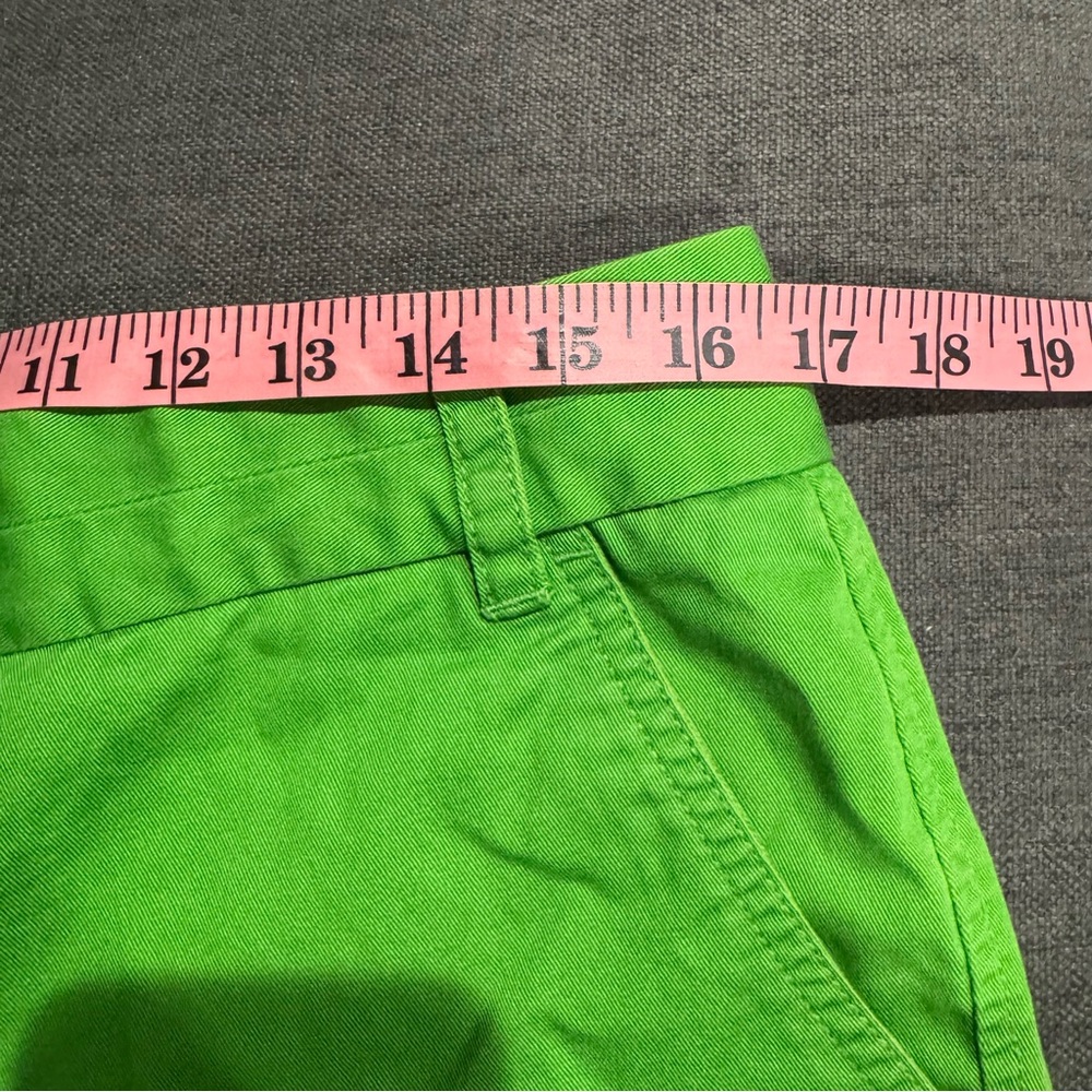 J. Crew Vibrant Green Women's Chino Shorts 100% cotton - Picture 4 of 6